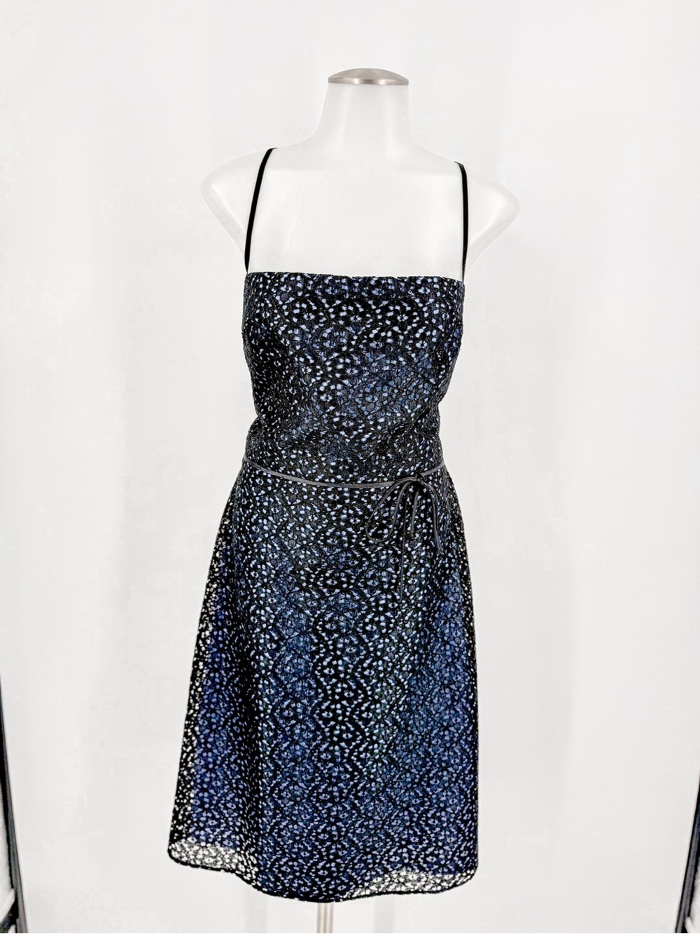 Laundry By Shelli Segal Black and Blue Strapless Lace-Overlay Dress